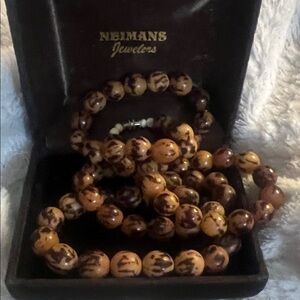 Elegant Black Velvet Jewelry Box